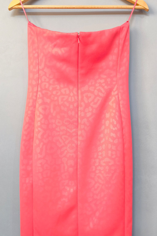 نمای پشت و برش پیراهن دکلته زنانه