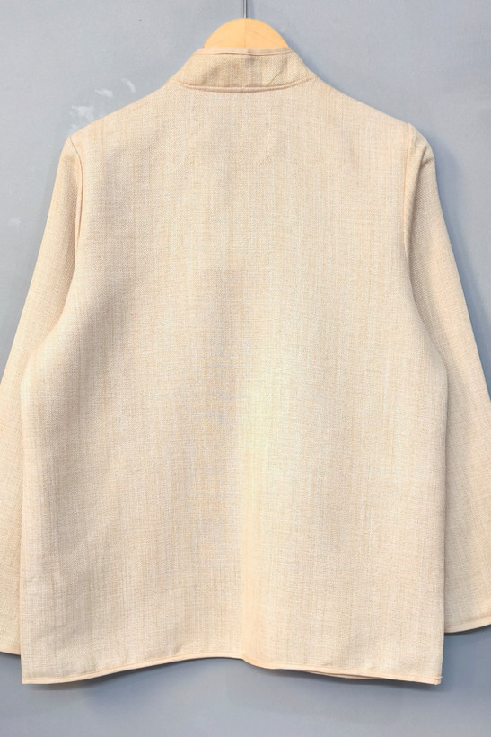 نمای پشت و آستین کت کرپ زنانه